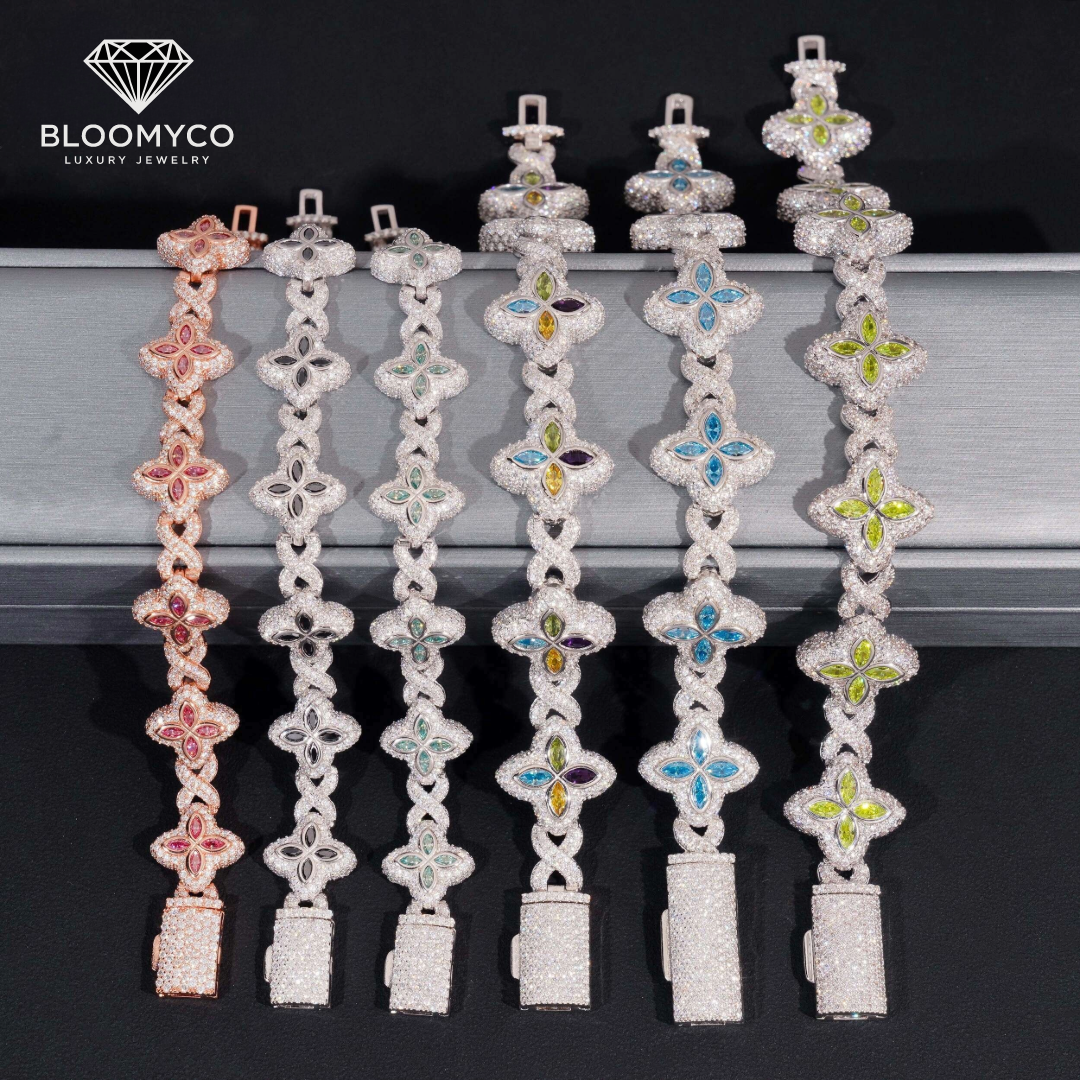 Luxury Moissanite Clover Bracelet
