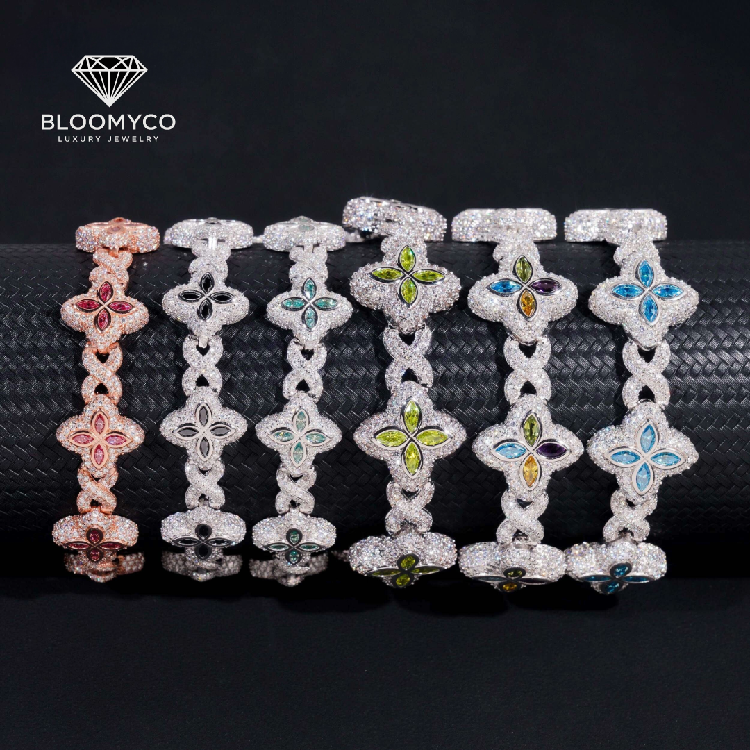 Luxury Moissanite Clover Bracelet