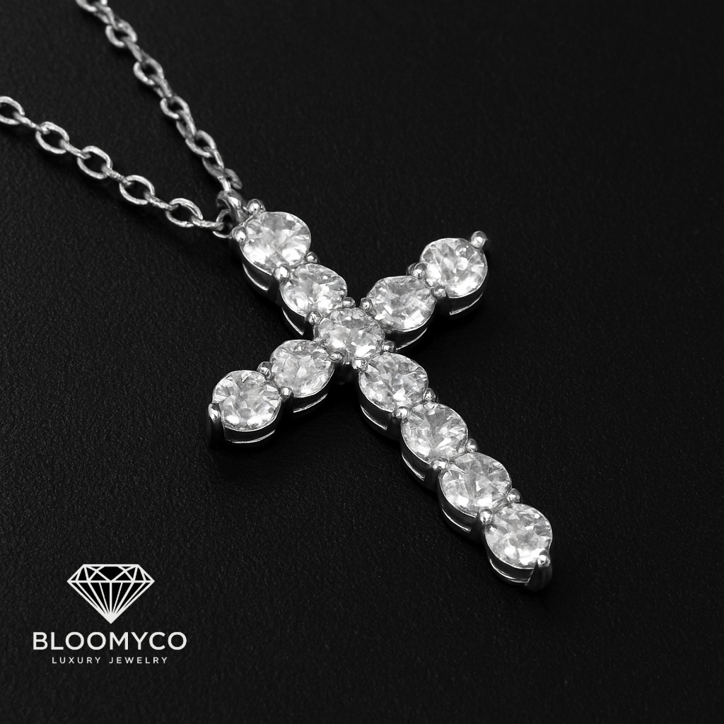 0.66-3.3CT VVS Moissanite Cross - 14K Gold Cross Pendant