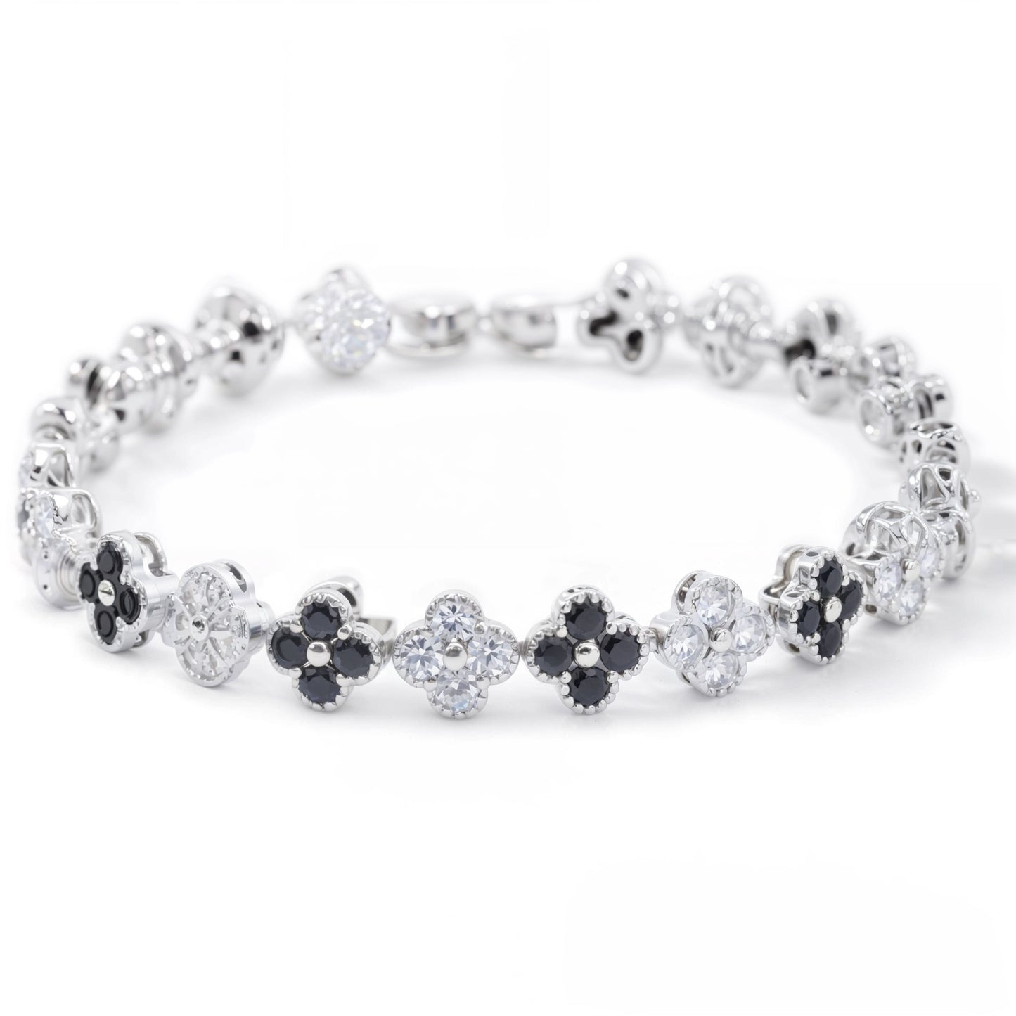 🌸 Luxe Floral CZ Bracelet – 18K Gold-Plated Elegance